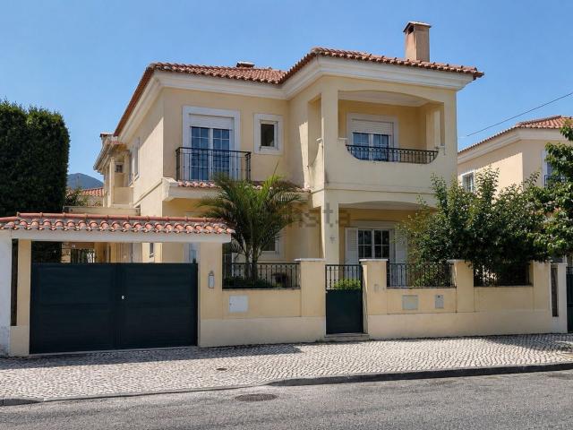 Casa venda em Marco Cabaço, Almada