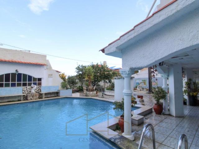 Casa venda em Charneca de Caparica e Sobreda, Almada