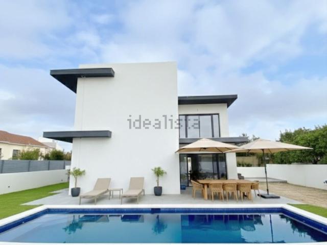 Casa venda em Marco Cabaço, Almada