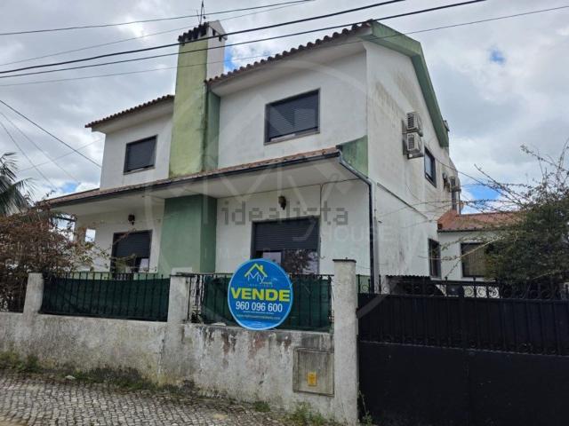 Casa venda em Alto do Índio, Almada