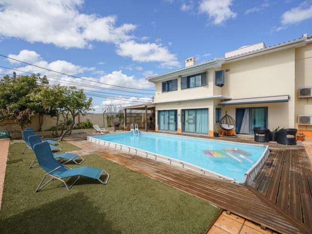 Casa venda em Marco Cabaço, Almada