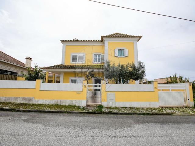 Casa venda em Almada, Setúbal