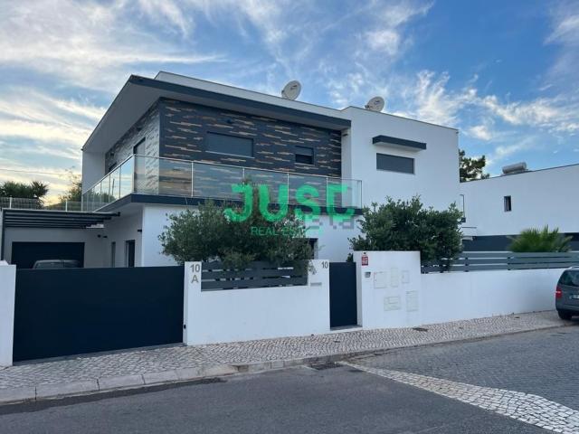 Casa venda em Quintinhas, Almada
