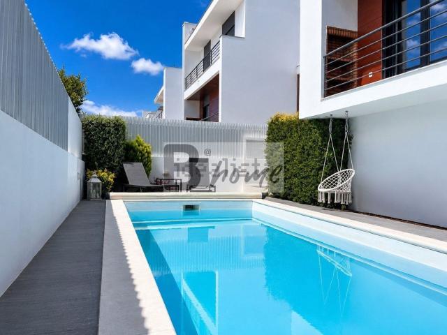 Casa venda em Quintinhas, Almada