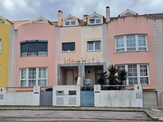 Casa venda em Marco Cabaço, Almada