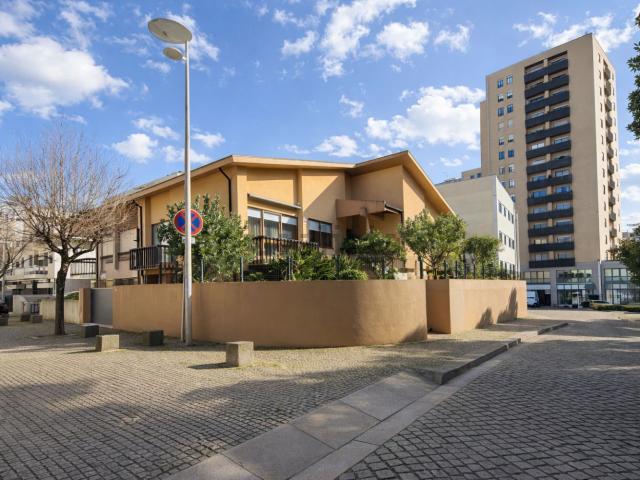 Casa venda em Maia, Gueifães
