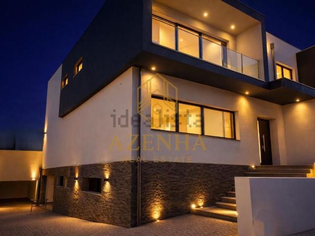 Casa venda em Maia, Gueifães