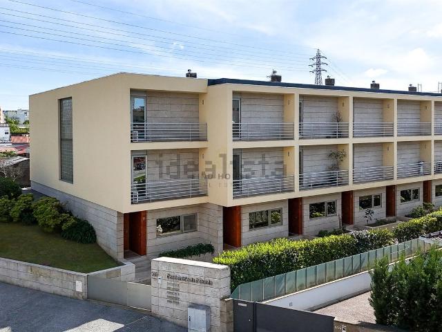 Casa venda em Maia, Gueifães