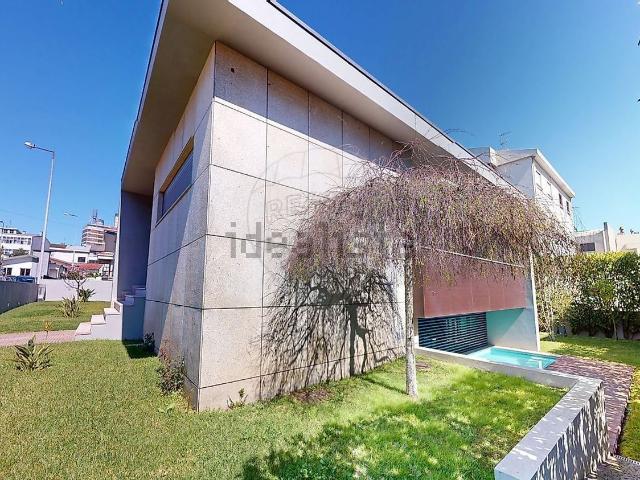Casa venda em Maia, Gueifães