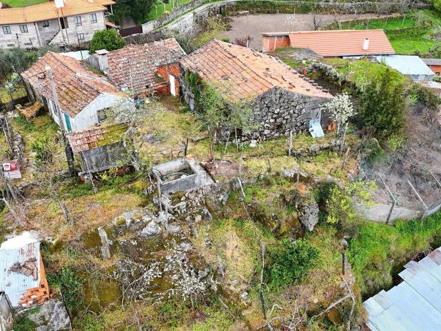 Casa venda em Souselo, Viseu