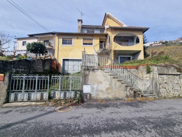 Casa venda em Torre de Cima, Peso Da Régua