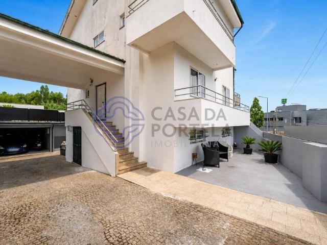 Vivenda venda em Vilar de Andorinho, Vila Nova De Gaia
