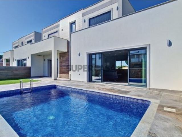 Casa venda em Albufeira e Olhos de Água, Albufeira
