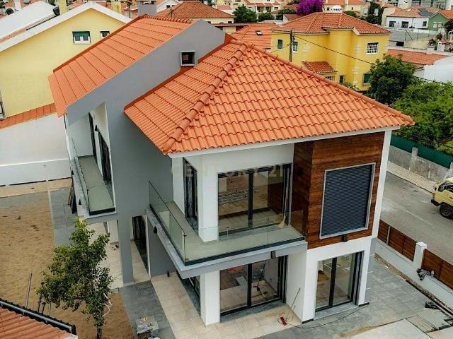 Casa venda em Mem Martins, Sintra