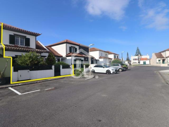 Casa venda em Açores, Ribeira Grande