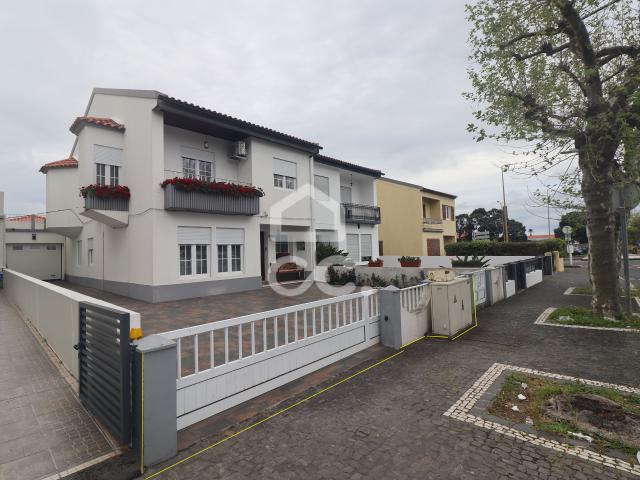 Casa venda em Açores, Ribeira Grande