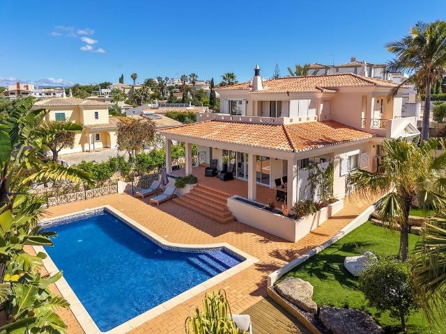 Vivenda venda em Ferragudo, Faro