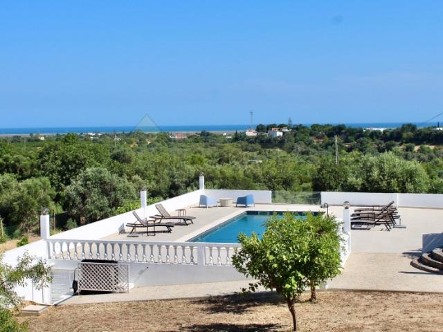 Casa venda em Moncarapacho, Olhão