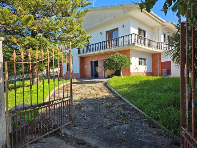 Casa venda em Casais das Maias, Caldas Da Rainha