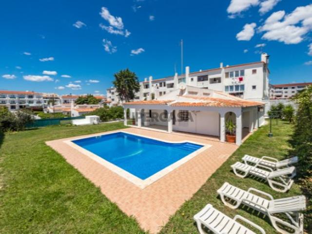 Casa venda em Albufeira e Olhos de Água, Albufeira