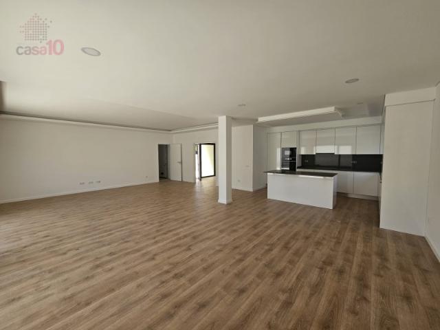 Casa venda em Azeitão (São Lourenço e São Simão), Setúbal