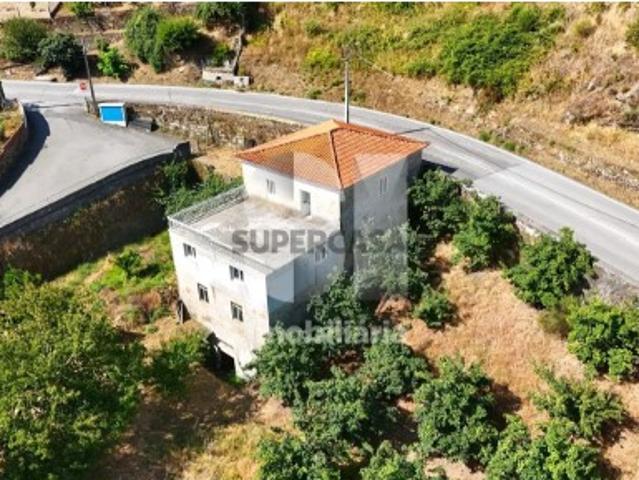 Casa venda em Santa Marta De Penaguião, Vila Real