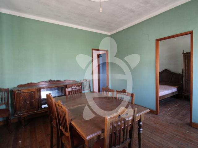 Casa venda em Coimbrã, Vil De Matos