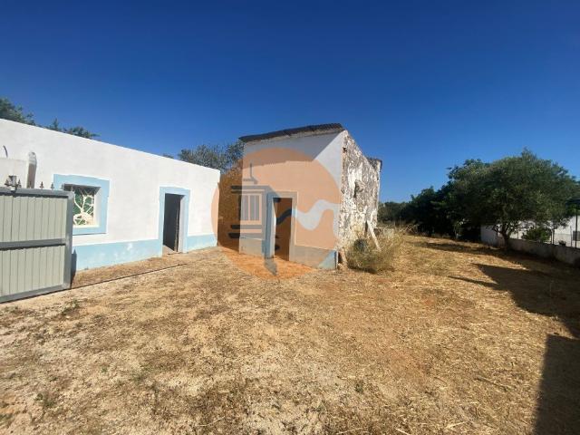 Vivenda venda em Alfandanga, Olhão
