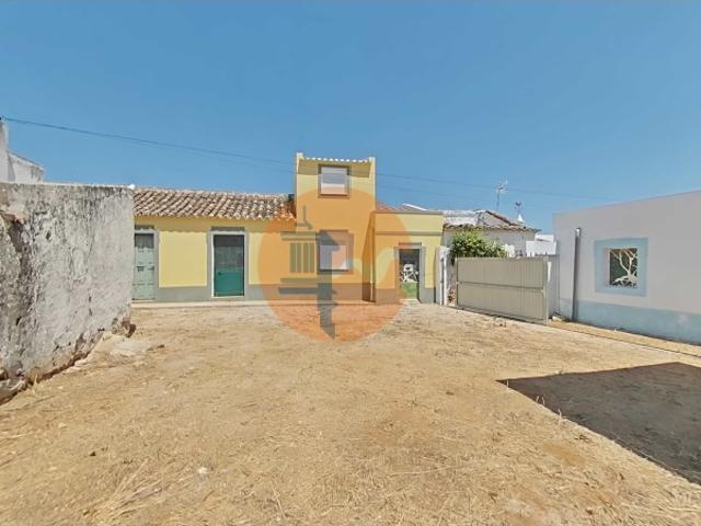 Casa venda em Alfandanga, Olhão