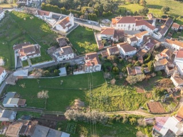 Casa venda em Coimbrã, Almalaguês