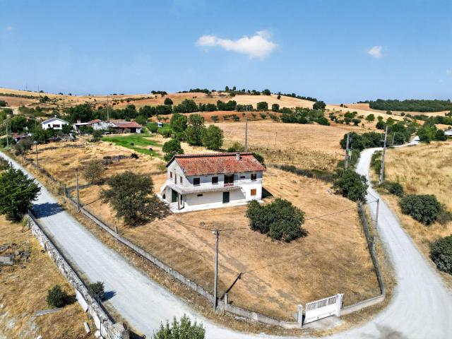 Casa venda em Sé, Santa Maria e Meixedo, Bragança