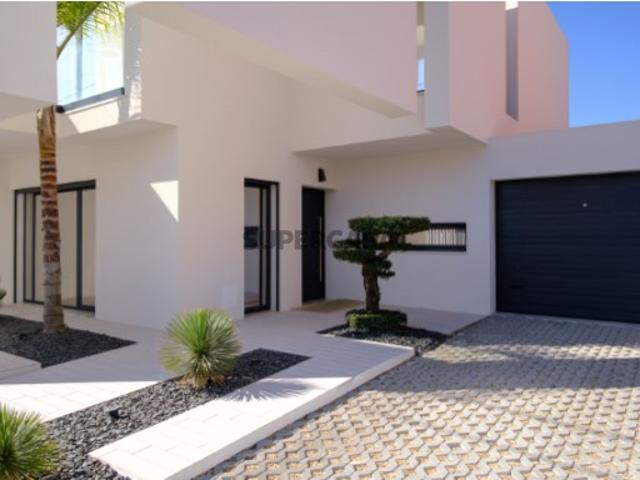 Casa venda em Herdade da Aroeira, Almada
