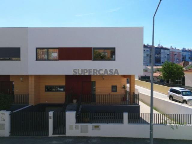Casa venda em Quinta da Courela, Seixal