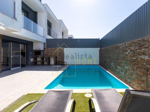 Casa venda em Seixal, Corroios
