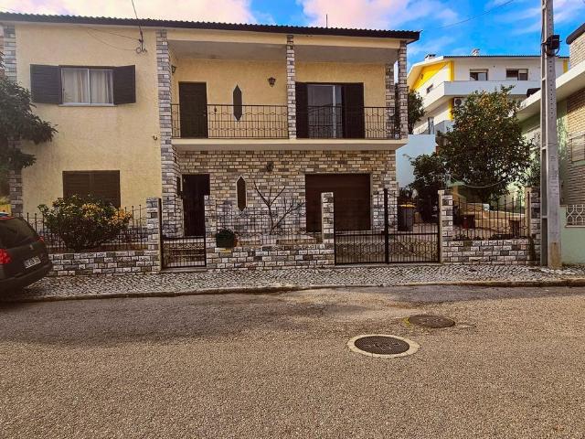 Casa venda em Seixal, Corroios