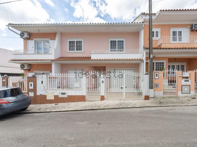 Casa venda em Seixal, Corroios