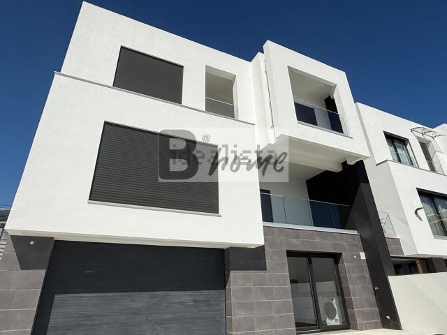 Casa venda em Seixal, Corroios