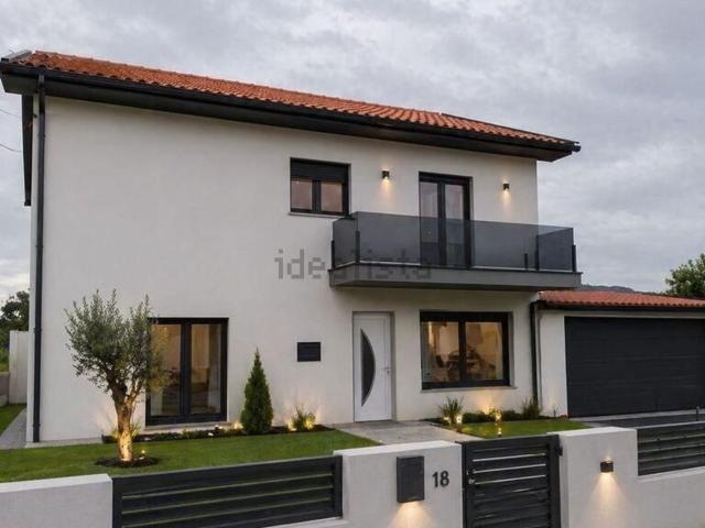 Casa venda em Cossourado, Arcozelo