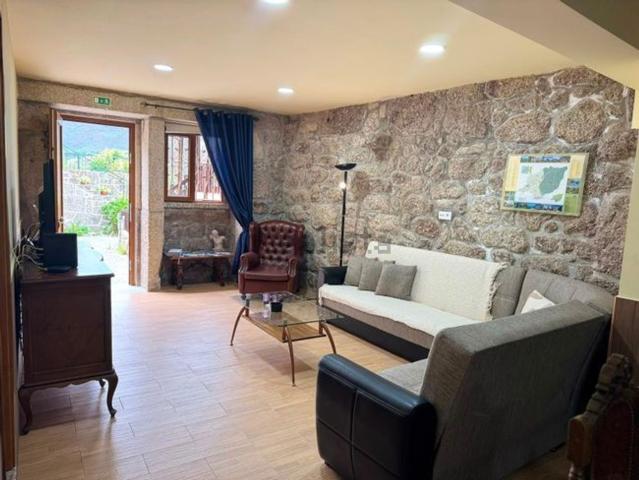 Casa venda em Sesta, Covas