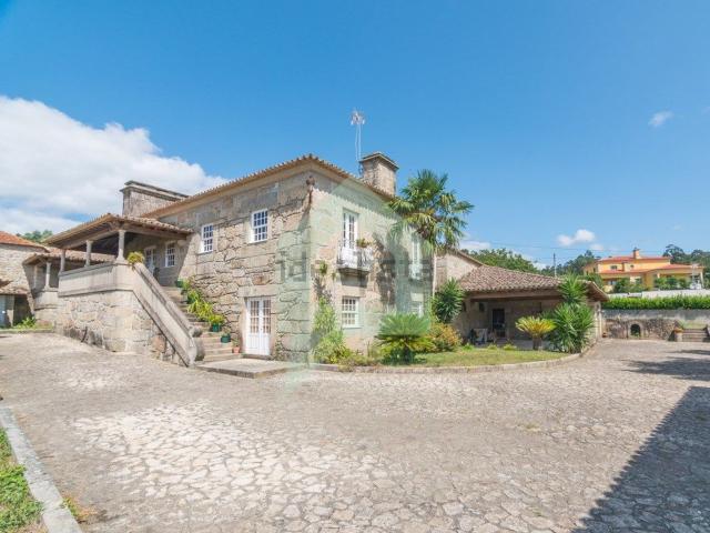 Casa venda em Creixomil e Mariz, Arcozelo