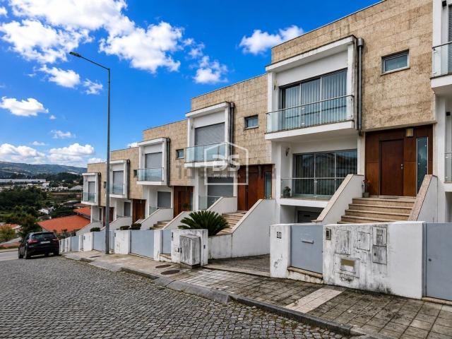 Casa venda em Lousada, Porto