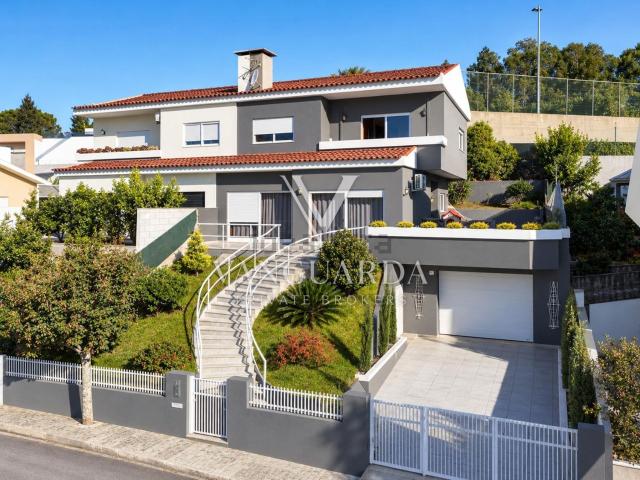 Casa venda em Silvares, Pias, Nogueira e Alvarenga, Lousada