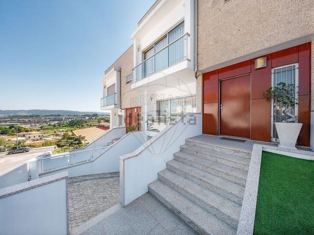Casa venda em Lousada, Porto