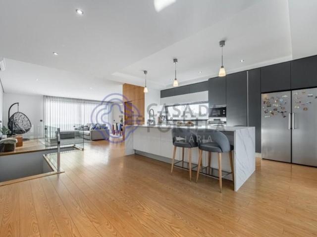 Casa venda em Lomba, Guifões