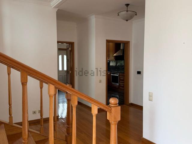 Casa alugar em Avilhó, Custóias