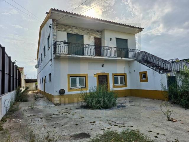 Casa venda em Golegã