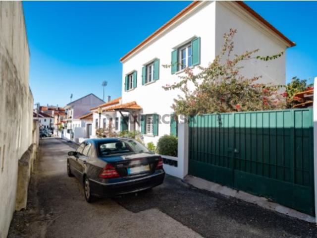 Casa venda em São Francisco Xavier, Lisboa