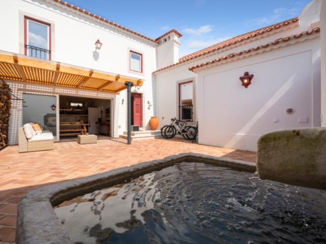 Casa alugar em Azeitão (São Lourenço e São Simão), Setúbal