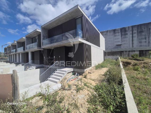 Casa venda em Merelim (São Pedro) e Frossos, Braga