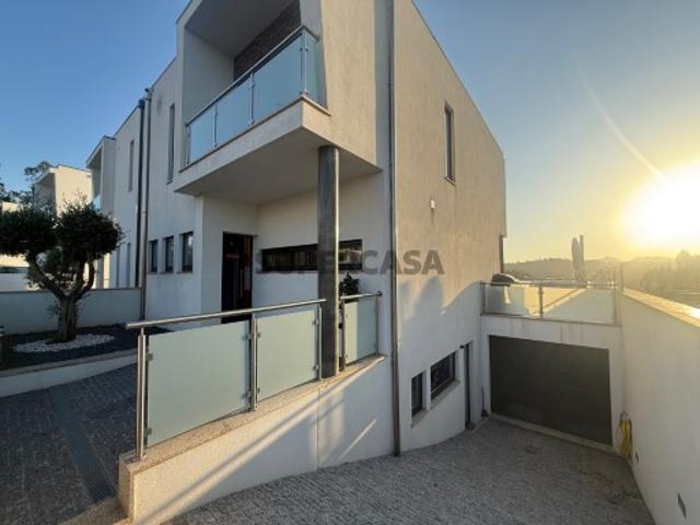 Casa venda em A Ver-o-mar, Porto